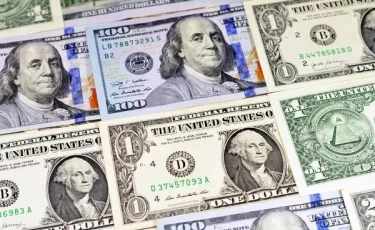 На повышенной скорости: что происходит с долларом в Казахстане