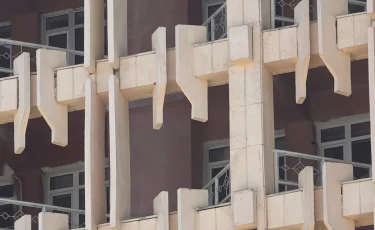 Прыжок в вечность: алматинская студентка свела счеты с жизнью