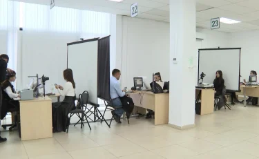 Қазақстандық төлқұжат жаңартылды: ескі паспортты ауыстыруы керек пе