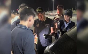 В Туркестанской области у пассажира изъяли более 400 доз синтетических наркотиков