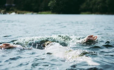 Атырау облысында бір ауылдың 2 баласы Жайыққа батып кетті