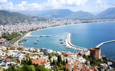 Түркиядан алаңдатарлық дабыл: демалушыларға тырысқақ жұқтыру қаупі төніп тұр