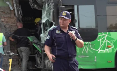 Автобус апаты: Алматыда 260 жол-көлік оқиғасы тіркелген