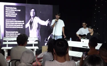 Алматылықтар Батырхан Шүкеновті еске алды