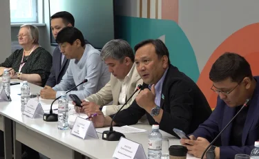 Халық қалаулылары қоғамдық кеңес мүшелерімен тығыз байланыста болуы керек - депутат