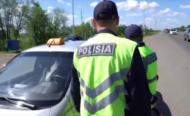Қостанайда 31 жүргізуші адамды заңсыз тасымалдағаны үшін жазаланды