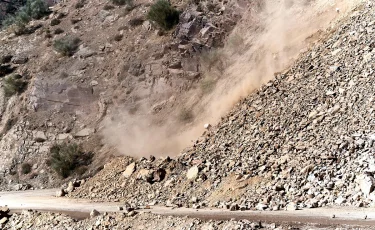 Қытайда көлікте отырған 5 адам қайтыс болды