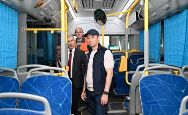 Аким Алматы проверил состояние городских автобусных и троллейбусного парков