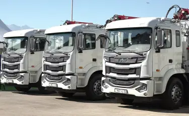Алматыда қоқыс шығаратын компанияға 50 жаңа техника берілді