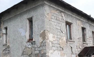 Аварийный ад: в Петропавловске люди живут под угрозой обрушения дома