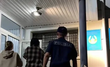 Не время для гуляний: костанайских подростков задержали за ночные прогулки