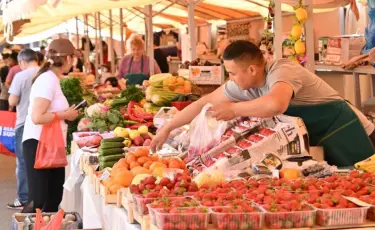 Алматыдағы демалыс күнгі жәрмеңкелерде 22 мың тоннадан астам ауыл шаруашылығы өнімі сатылды