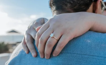 Выходи за меня: пожарный сделал необычное предложение руки и сердца