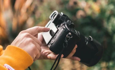 Ради хайпа: блогер из Казахстана публично обвиняла прохожих в краже