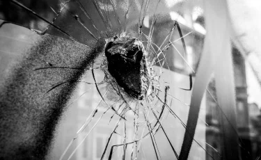 Маңғыстауда 10 жастағы қызды қоғамдық көлік қағып, мерт қылды