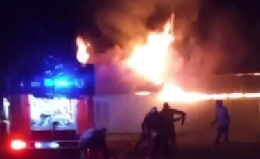 Жетісулық дәрігерлер өрттен жеті адамды құтқарды