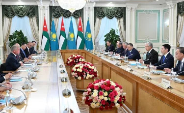 Мемлекет басшысы Иордания королімен кеңейтілген құрамда келіссөз жүргізді