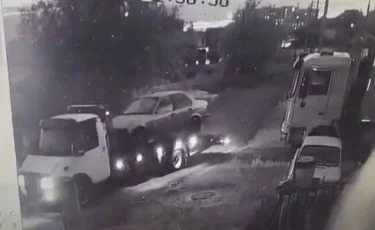 Угон по-астанински: похититель иномарки использовал эвакуатор (видео)