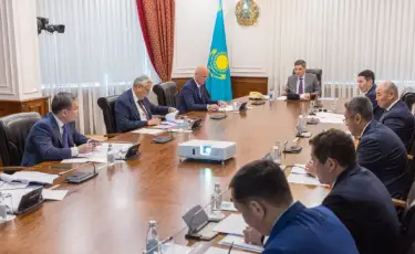 Олжас Бектенов жерде сирек кездесетін металдар саласын дамыту жөнінде кеңес өткізді