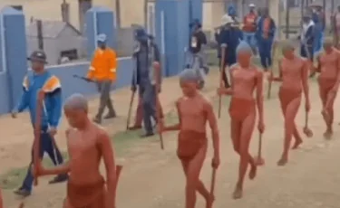 Смертельная традиция: в ЮАР дети погибли во время обряда обрезания