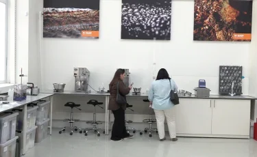 В Алматы на базе КазНУ имени аль-Фараби открылась техническая лаборатория