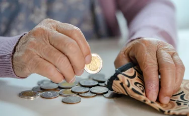 На какую пенсию может рассчитывать казахстанец без солидарного трудового стажа