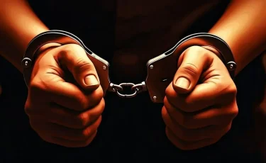 Варил ногу погибшей: 22-летний парень убил свою мать