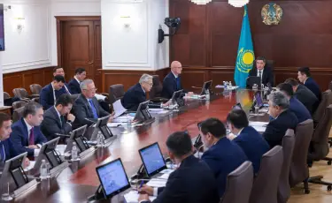Олжас Бектенов  поручил своевременно завершить строительство ж/д проектов