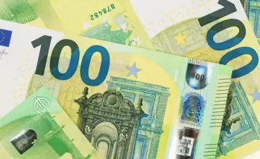 Курс евро и доллара в обменниках Астаны и Алматы 24 августа 2025