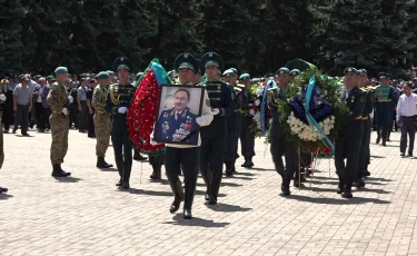 Алматыда Халық қаһарманы, ғарышкер Талғат Мұсабаевпен қоштасу рәсімі өтті