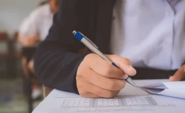 Сколько абитуриентов сдали августовское ЕНТ-2025