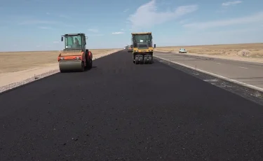 В этом году завершится ремонт трассы Конаев - Курты