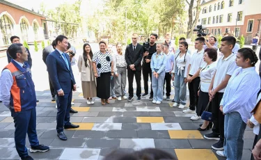 Алматы әкімі "Жанұя" кешенінде және "Бағанашыл" балалар үйінде болды