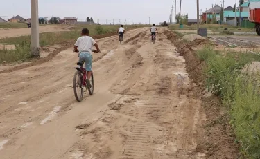 Миллиард тенге еще в пути: в Актобе сельчане очень ждут ремонта местной дороги