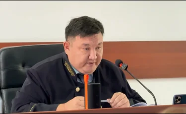 Еркек болсаң, әйеліңді араластырмас едің: Берденов сотта өзіне оқ атқан күдіктіге шүйлікті