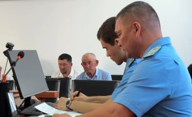 Берденовтың соты: күдікті 11 жыл 3 айға түрмеге жабылуы мүмкін