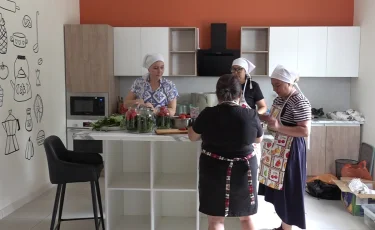 Как в Алматы поддерживают женщин, оказавшихся в трудной жизненной ситуации