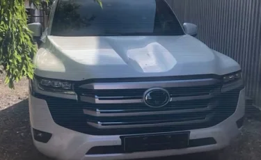 Қымбат көлікті айдап әкеткен күдіктілер ұсталды