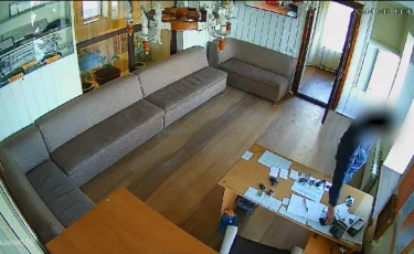 В столичном кафе раскрыта кража телефона