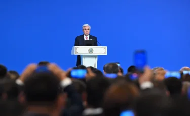 Елдің ертеңі мұғалімдерге тікелей байланысты - Тоқаев