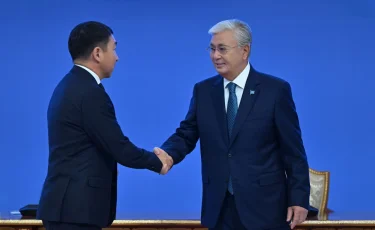 Конституцияның 30 жылдығы: Қазақстан дамуына үлес қосқан азаматтар марапатталды