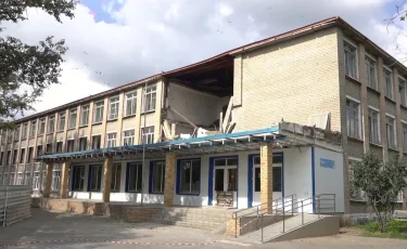 ЧП в школе: после обрушения стены родители требуют провести независимую экспертизу