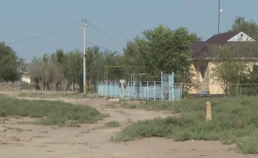 Жолы жоқ ауыл: Жамбыл облысының тұрғындары байланыссыз отыр