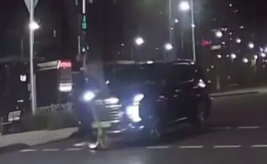 В Астане водитель сбил мужчину на электросамокате