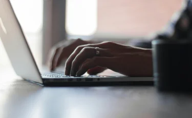 БҚО-да ер адам Facebook-тағы пікірі үшін сотталды