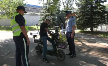 Нашли альтернативу: как алматинцы обходят регистрацию мопедов