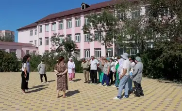 Атырауда бір ғимаратқа бірнеше оқу ордасы таласып жатыр