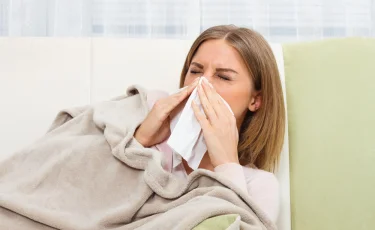 Как не заболеть в переходный сезон лето–осень: советы для здоровья