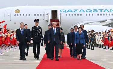 Мемлекет басшысы ШЫҰ саммитіне қатысу үшін Қытайға барды