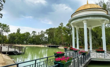 Алматы әкімі аппаратының басшысы Медеу ауданындағы бірқатар нысанды аралады